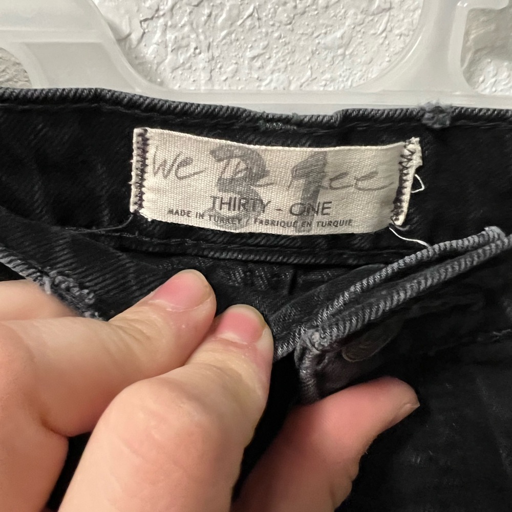 🎊 HP🎊Free People Baggy Tapered Boyfriend Jeans NWT in Obsidian Black - Picture 4 of 9